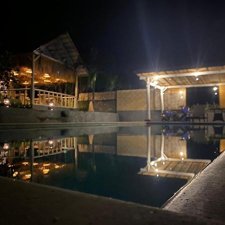 Hotel Eco Moringa Garden Banyuwedang Exterior foto