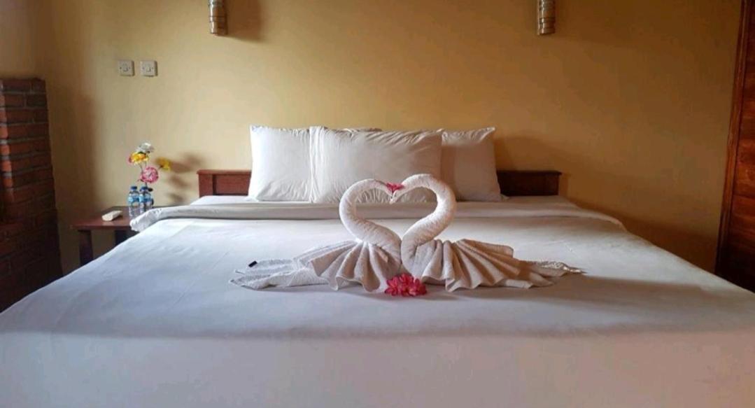 Hotel Eco Moringa Garden Banyuwedang Exterior foto