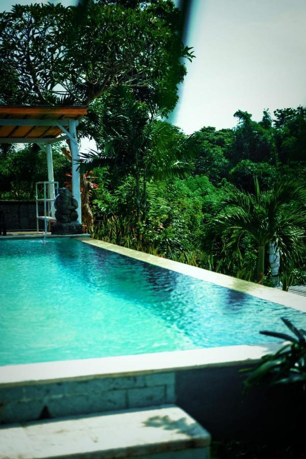 Hotel Eco Moringa Garden Banyuwedang Exterior foto