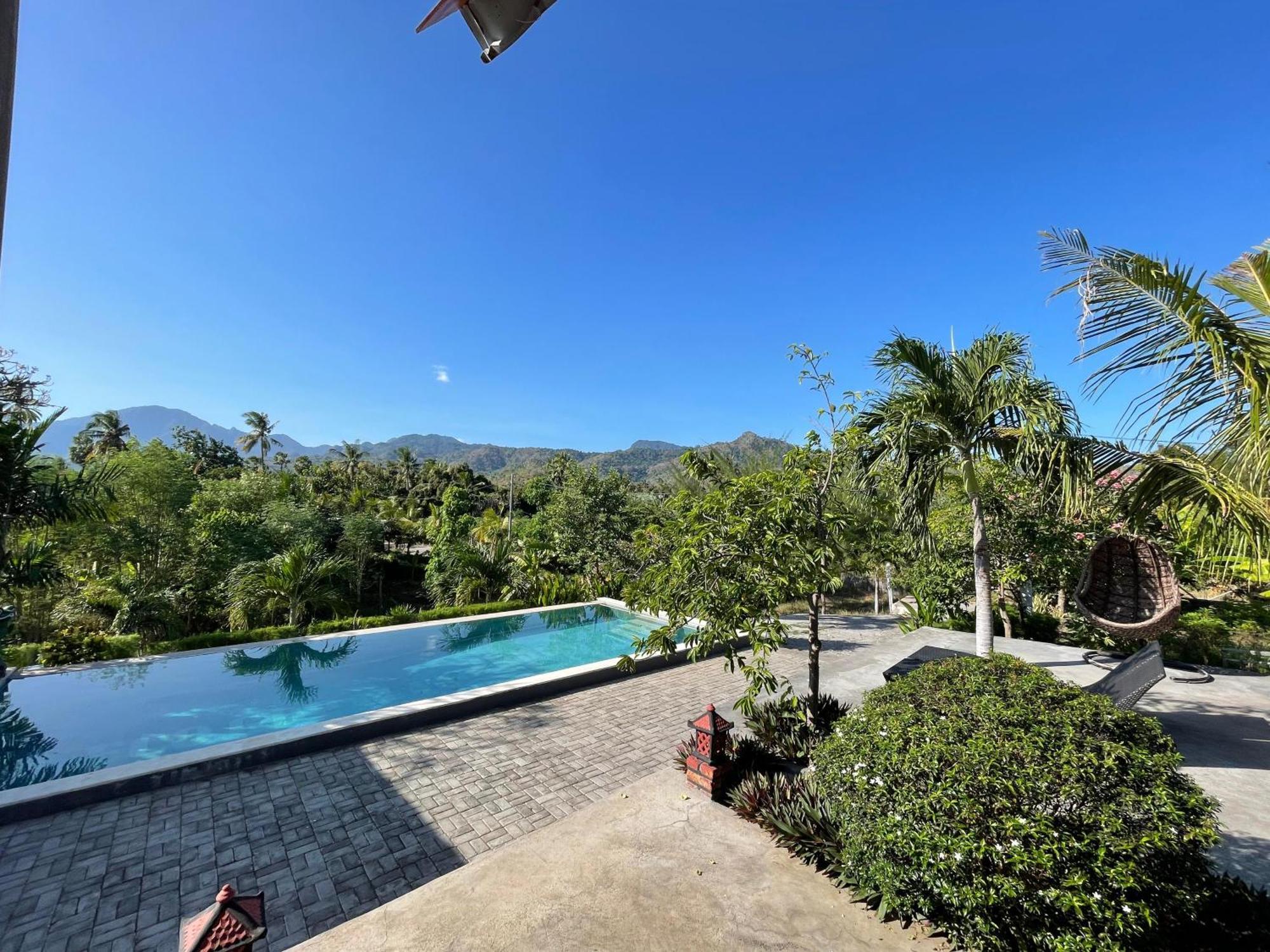 Hotel Eco Moringa Garden Banyuwedang Exterior foto
